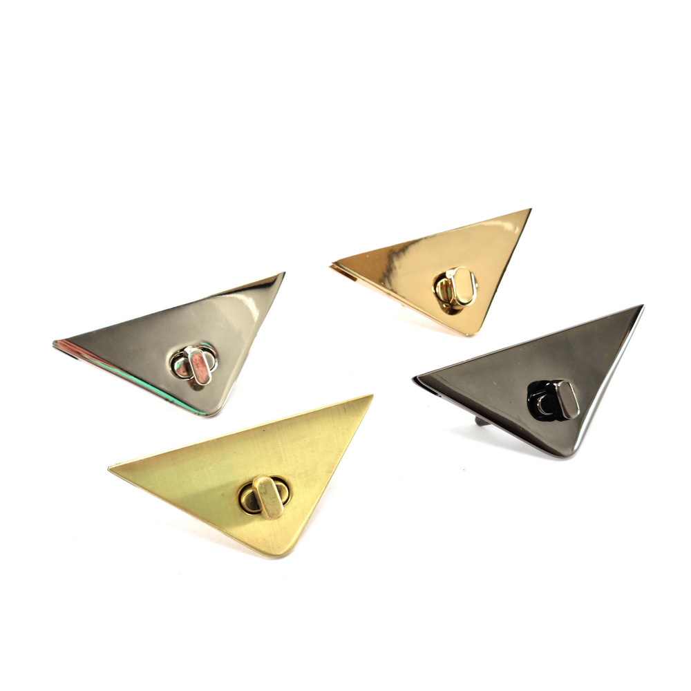 Κούμπωμα τρίγωνο γυριστό για πλεκτές τσάντες by Younique Lab (2)