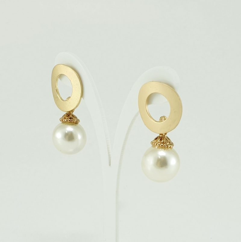Μακριά σκουλαρίκια σε ματ χρυσό με λευκή πέρλα by Younique Lab αa